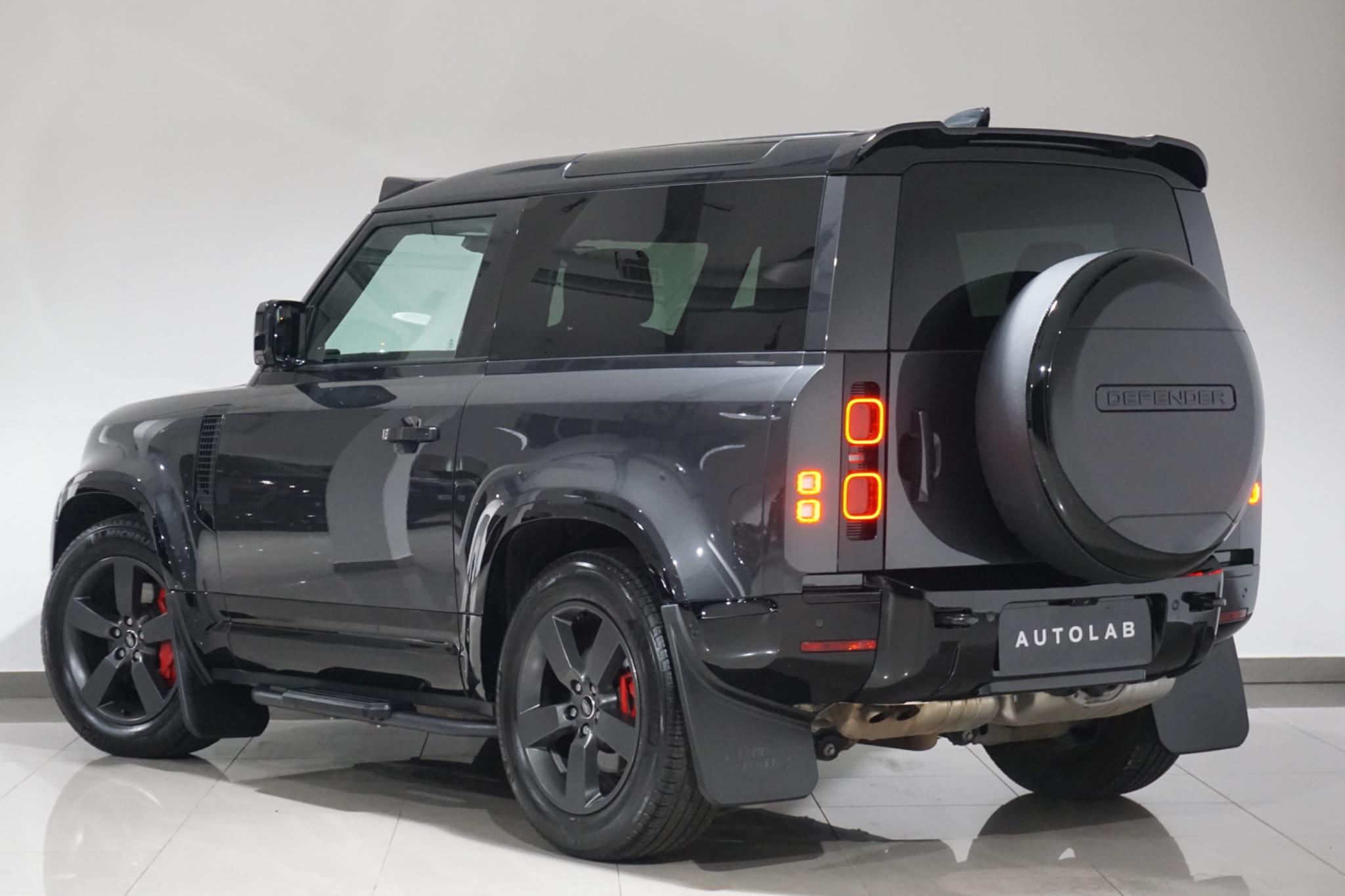 Land Rover Defender 90 3.0 D300 MHEV X-Dynamic HSE Hard Top SUV Auto 4WD SWB Euro 6 (s/s) 3dr